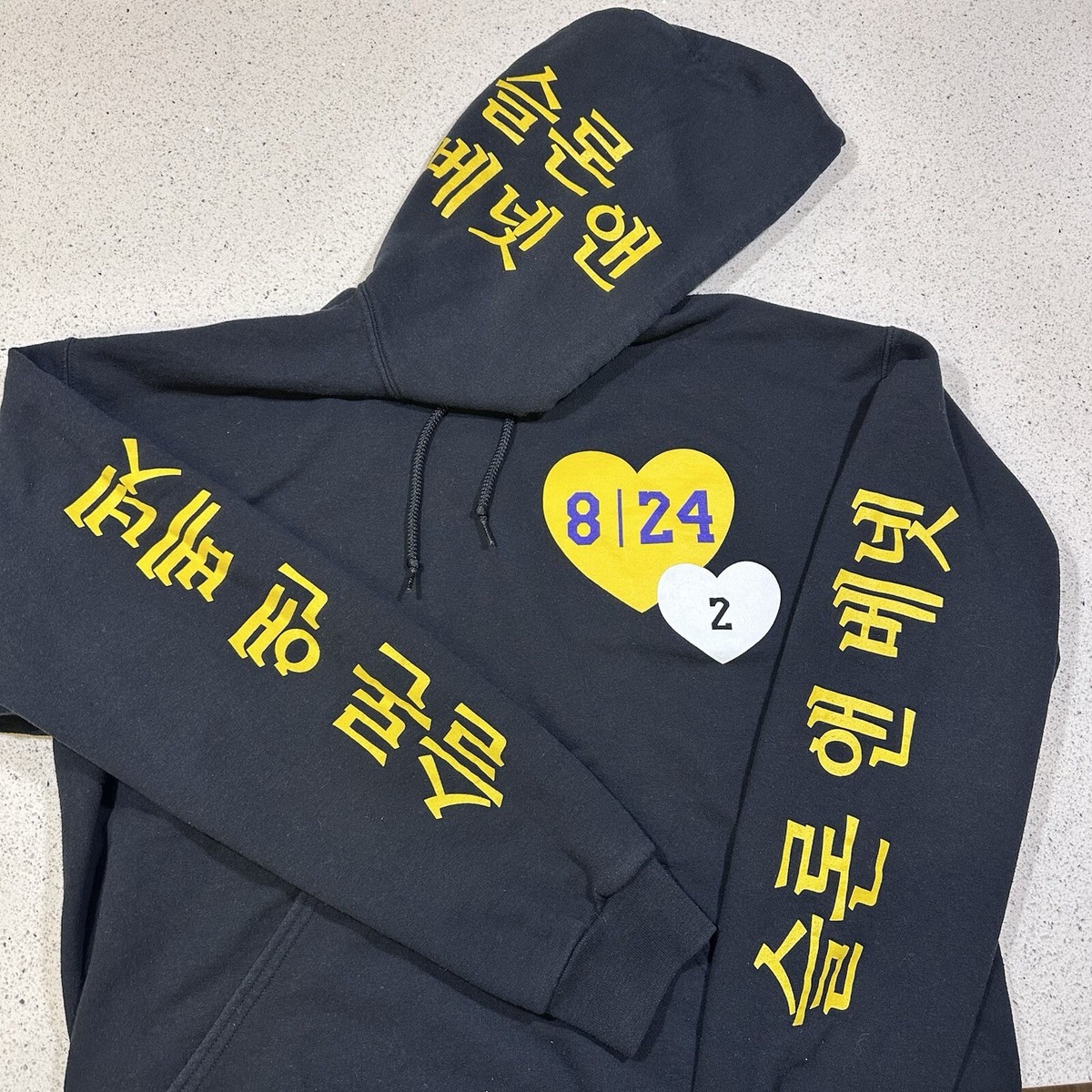 Kobe Bryant Gigi Lakers Hoodie 8 24 x 2 Sloan \u0026 Bennett Tribute Mamba Size  L | eBay