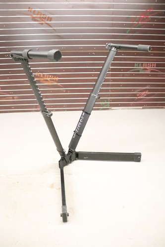 Ultimate Support V-Stand Pro V-Style Stojak na klawiaturę czarny - Zdjęcie 8 z 11