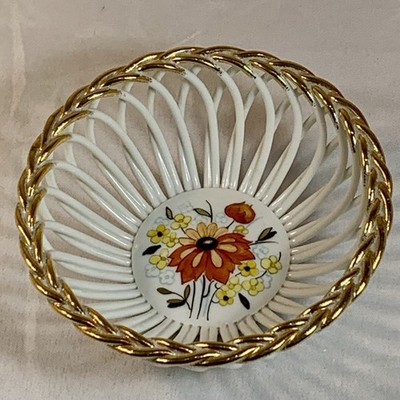 Vintage reticulated basket weave porcelain Basket  by JRJS Club in Romania 4.5in
