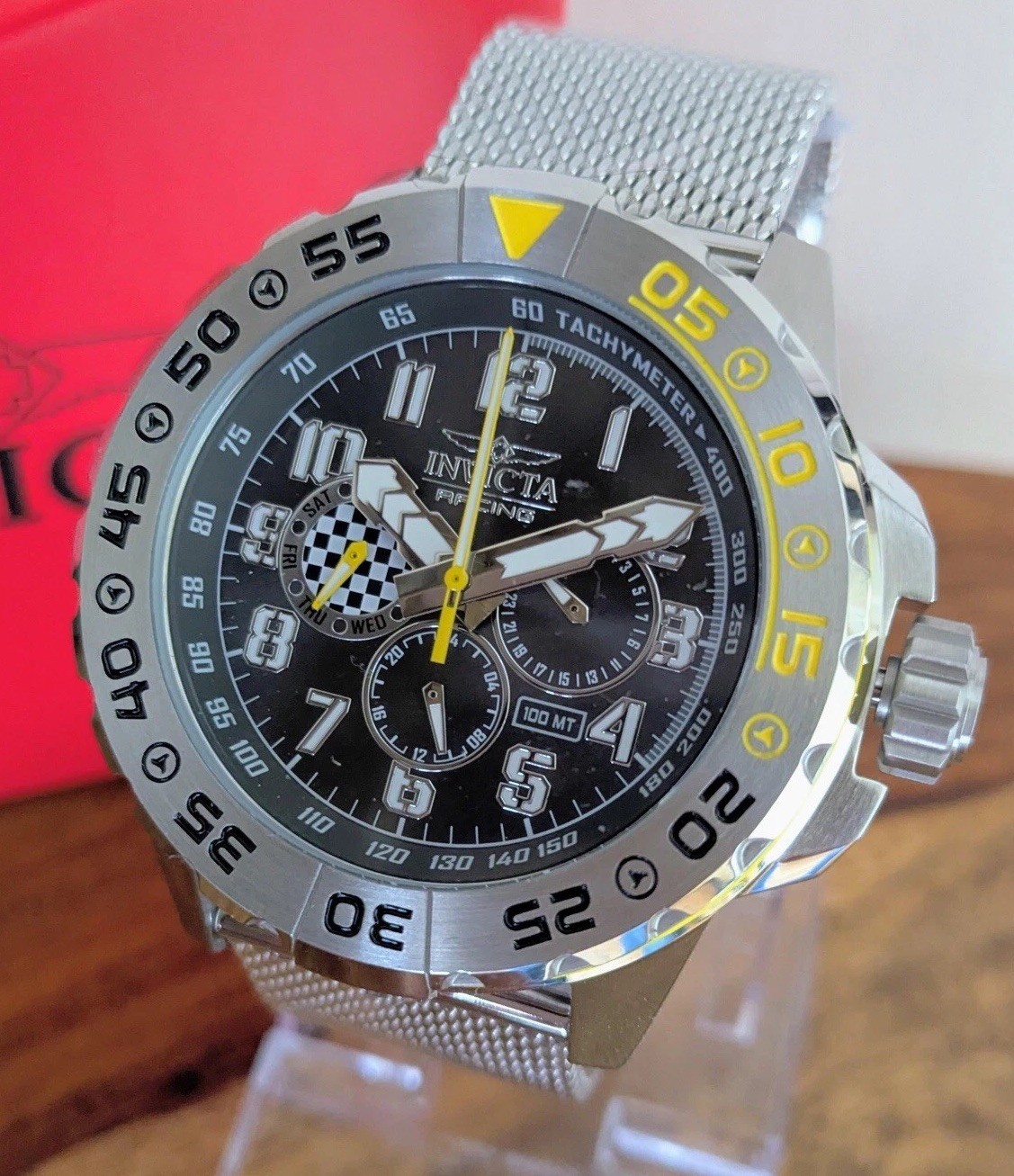 INVICTA RACING DYNOX-CALENDAR SUB DIALS - EXTRA FREE RACING STRAP + *FREE TOOL*
