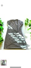 Gap heather gray t-shirt dress with a front knot detail.