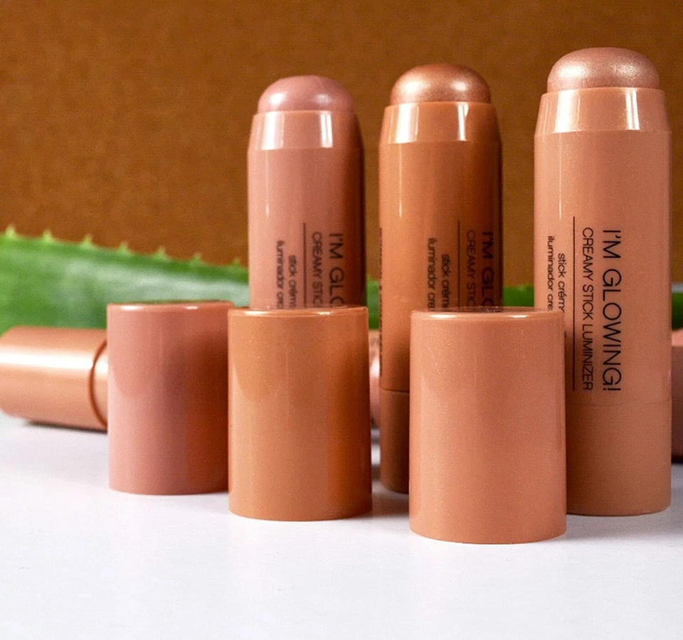 Palladio I'm Glowing Barra Luminizadora Cremosa, Iluminador Facial Natural Foto 2 de 3