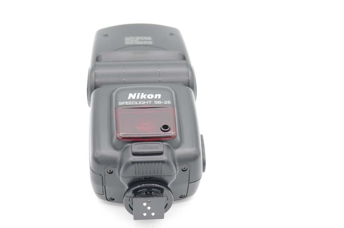 Nikon SB-25 Speedlight Flash [GN138] {Bounce, Swivel, Zoom} for