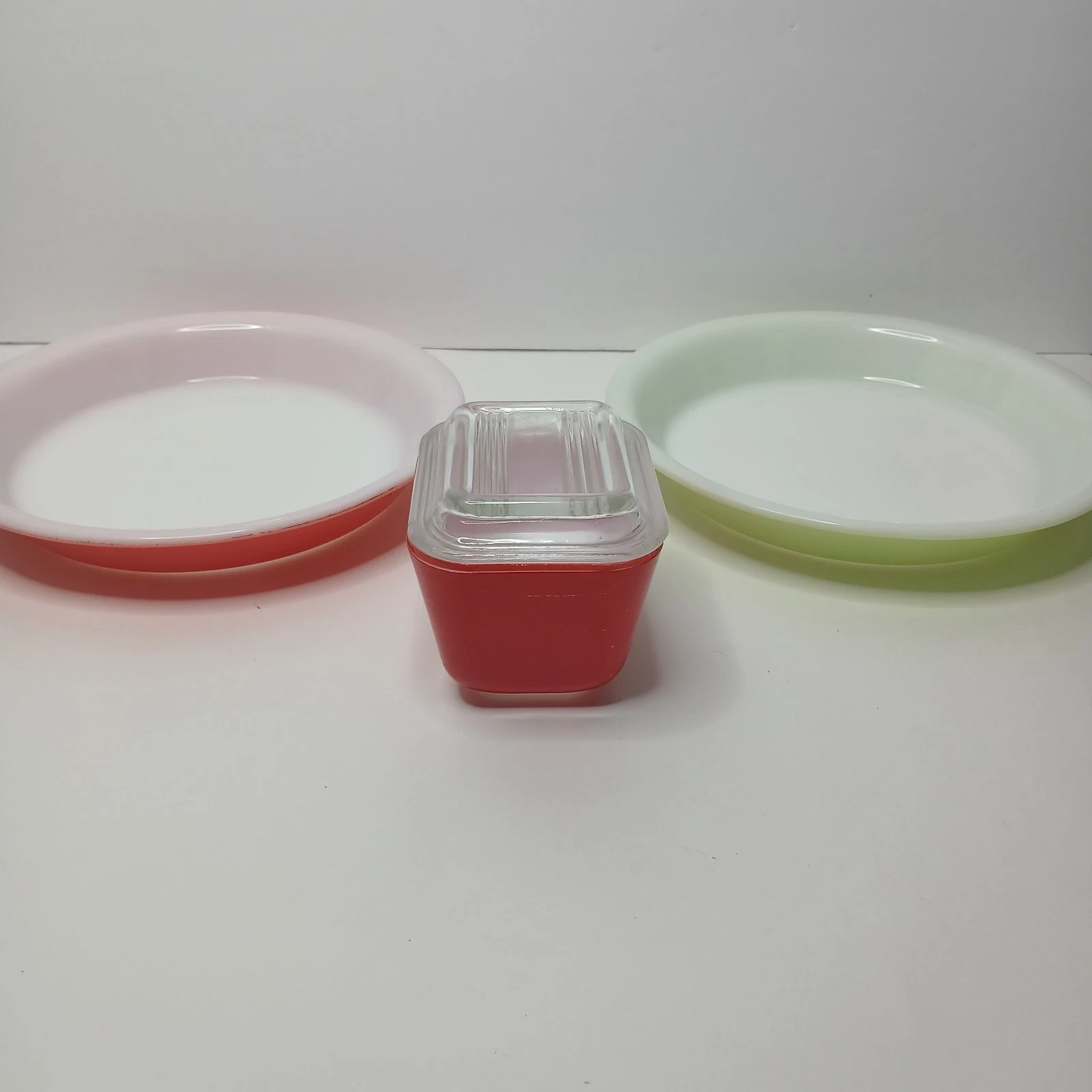 Vintage Pyrex Pie Plates (Green & Red) And Mini Fridge Dish (Red W/ Clear Lid)