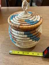 Tightly-Woven Colorful Decorative Basket w/Tightly-Fitted Lid GREAT CONDITION