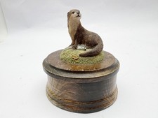 VINTAGE COUNTRY ARTISTS RICHARD COOPER OTTER TRINKET BOX WOODEN WILDLIFE FIGURE