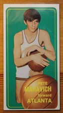 1970-71 Topps Pistol Pete Maravich #123 Rookie Card RC Excellent - Near Mint. rookie card picture