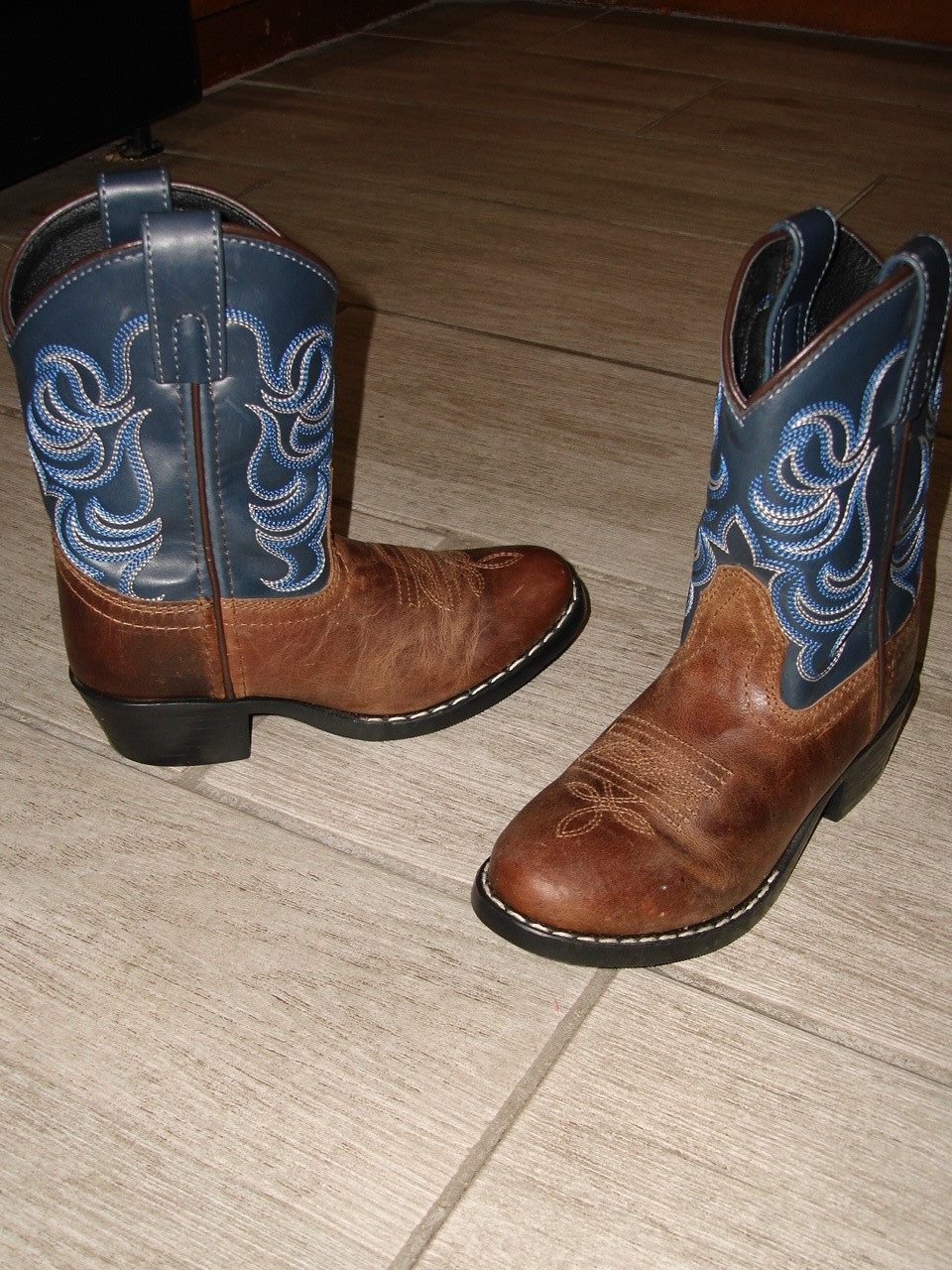 Cody James  Boys Genuine Brown Blue Leather Western Boots Kids Boys Size 12 D