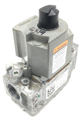 Honeywell VR8304M4416 Gas Valve 1102471 3/4'' used #G314