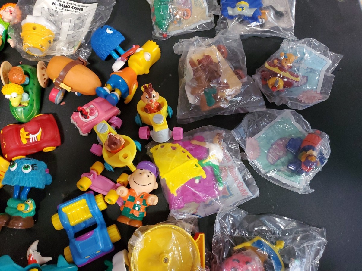 ST6 VTG Vintage 1980's ish McDonalds Happy Meal Toy Lot