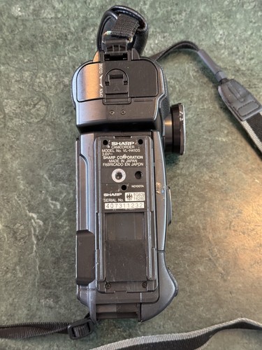 Sharp Hi8 ViewCam Video Camera VL-H410 - Picture 11 of 14