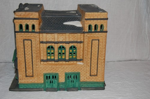 Dept 56 Christmas In the City "THE PALACE THEATRE" #5963-3 - 1987 Lighted - Picture 4 of 7