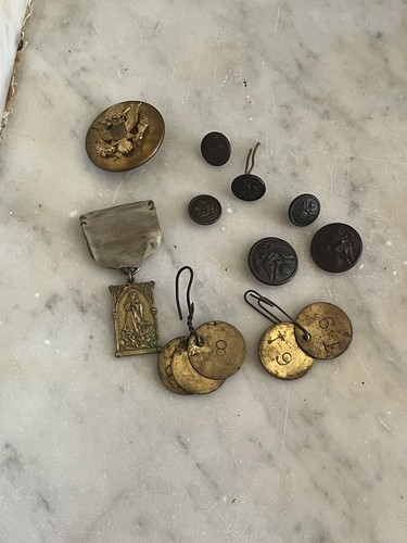 Vintage antique metal Military button Lot (P11) - Picture 6 of 10