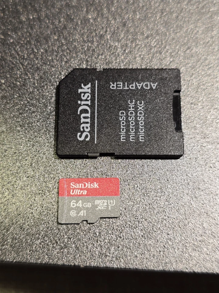 Canon XA10 Professional HD Camcorder with Accessories And Battery - Image 2 of 4