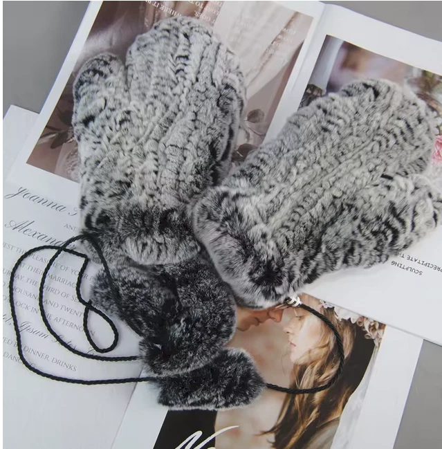 Real Rex Rabbit Fur Winter Gloves Mittens w/hanging string Black Brown Frosty