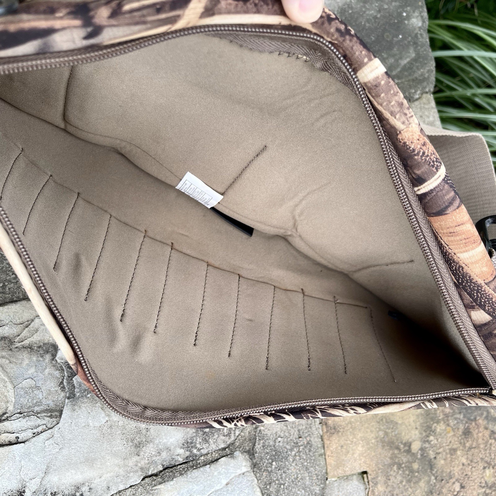 Redhead Deluxe Neoprene Handwarmer Shell Belt Bag Realtree Max4 Camo Mossy Oak