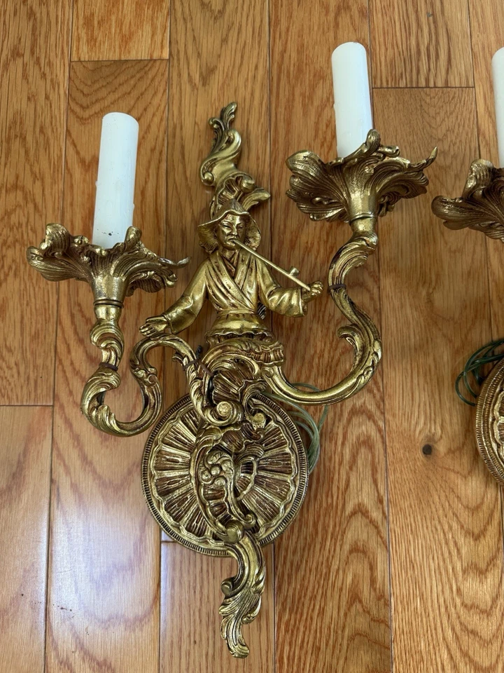 Vintage Pair Of Chinoiserie Asian Brass Wall Sconces Electric - Image 2 of 4