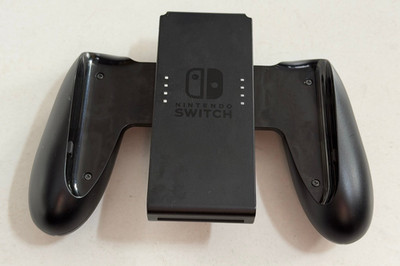 Original Nintendo Switch JoyCon Joy Con Griff Halterung Controller Grip Schwarz