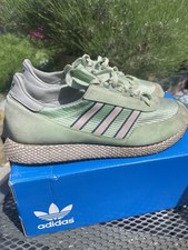Size UK 9.5 - adidas Glenbuck Spzl