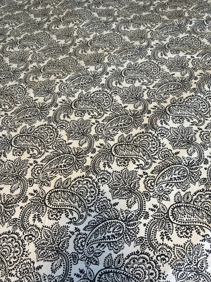 Charisma Hayden Paisley Black & White KING Flat Sheet poly/microfiber EXC - Image 2 of 4