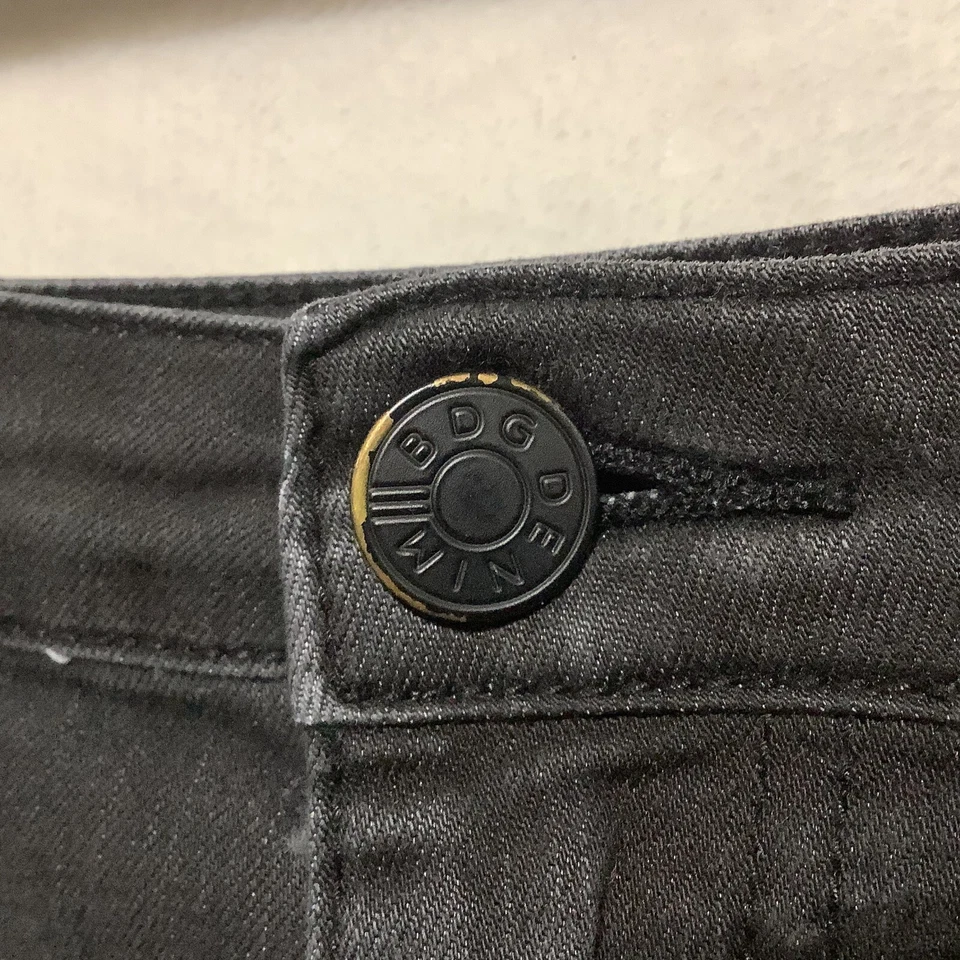 Pantalones Cortos BDG Para Mujer Talla 28 Negros Urban Outfitters Cintura Alta Denim Mamá Pantalones Cortos Foto 2 de 4