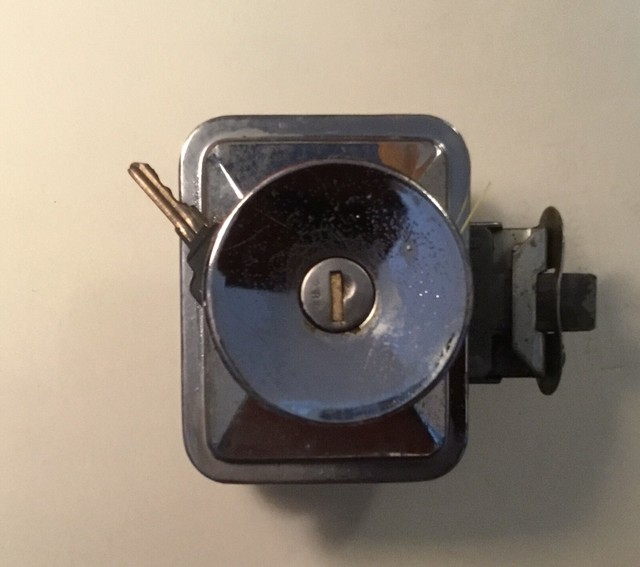 Vtg Bargman Lock L100 Scotty Airstream Camper Trailer Door Knob