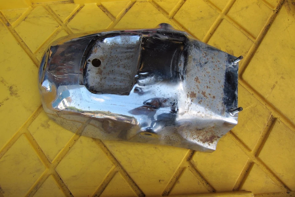 Honda VF750C 1982 V45 guardabarros trasero Magna Foto 3 de 4