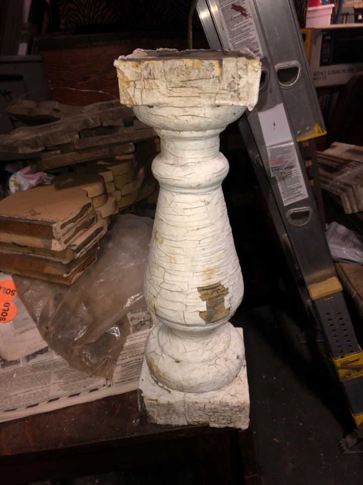 Husillo balaustre porche c1890 grande robusto tamaño 16,5” x 5,5” x 5” cuadrado en la parte superior Foto 4 de 4