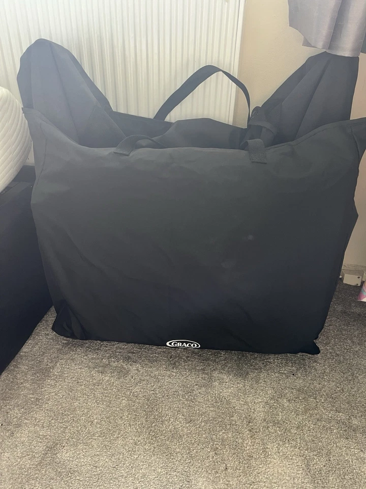 Graco Side By Side Baby Bassinet Travel Cot Foldable Next To Me - Image 4 of 4