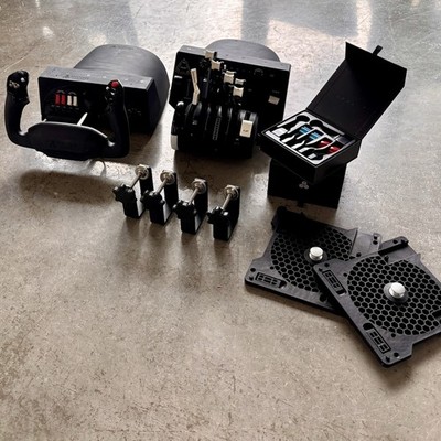 Honeycomb Alpha & Bravo Flight Controls Yoke & Switch Panel