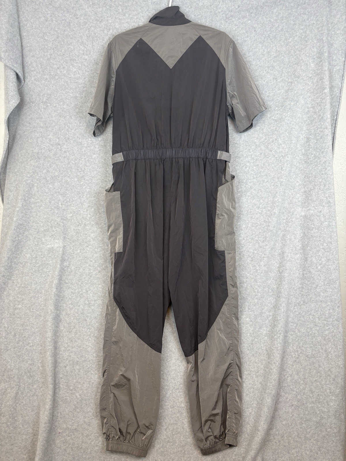 Nike Air Jordan Essentials Flight Suit Jumpsuit Jumpman Women XL Gray Pockets