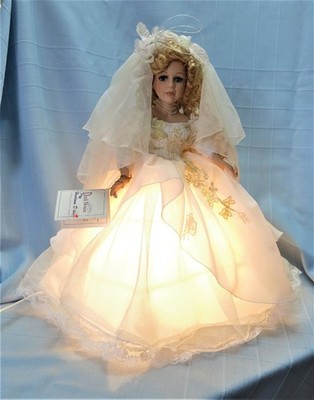 New w Tag 18'' Gorgeous Bride Duck House Heirloom Doll Lamp or Night Light