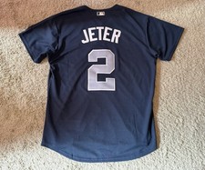 Derek Jeter 2 New York Yankees Nike MLB Navy Blue Size Large SS The Captain