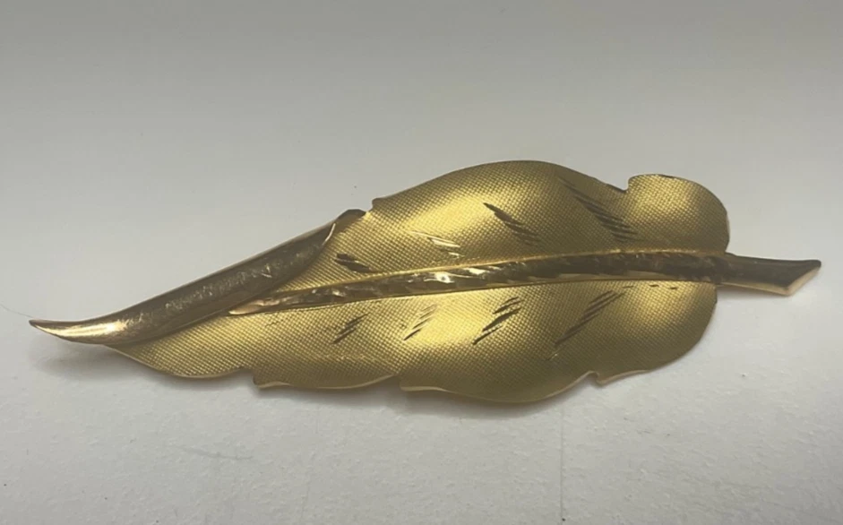 18k Yellow Gold Fine Pins & Brooches without Stones for sale | eBay