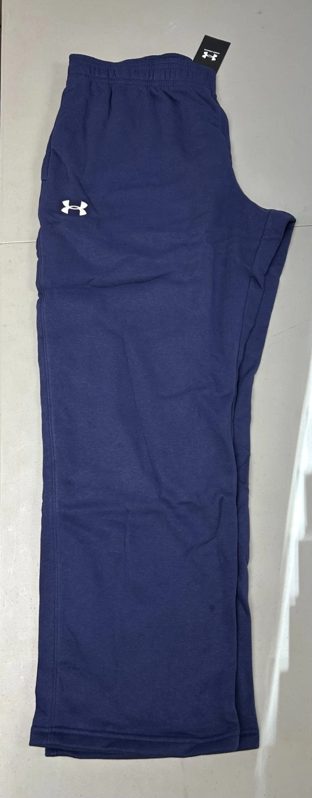 DISCONTINUED | Under Armour Hustle Fleece Pants 1300124 Retail $50
Opens in a new window or tab