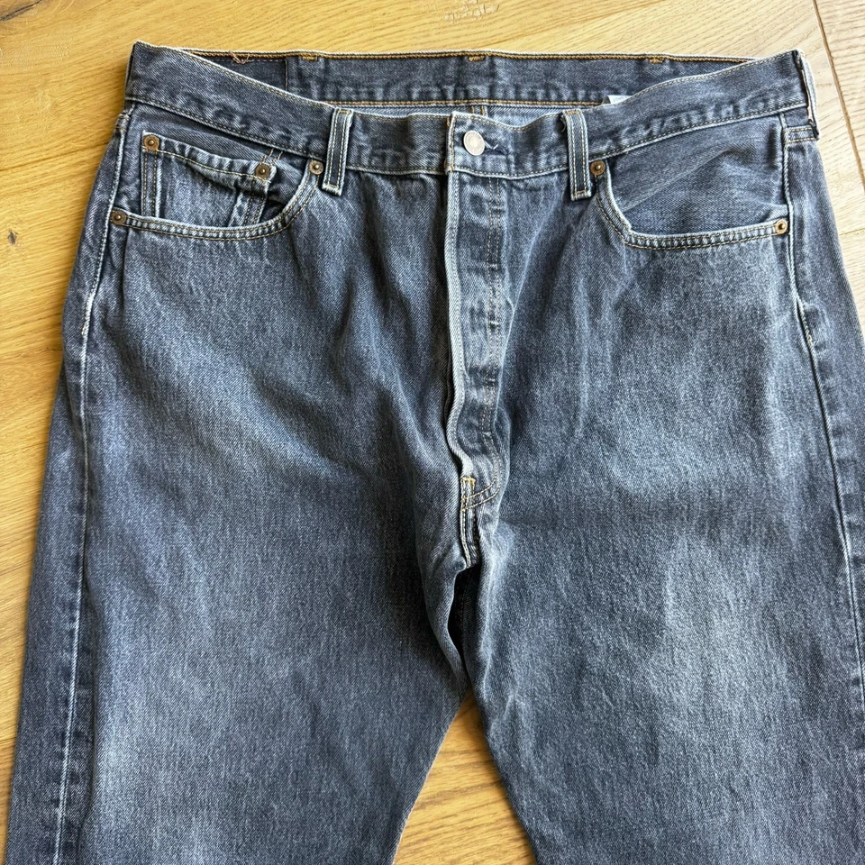 Levi’s 501XX Men’s Jeans 40x27 Vtg Gray Y2K Button Fly Denim with Whisker Fade - Image 3 of 4