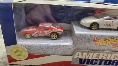 Hot Wheels American Victory USA Olympics Camaro 3-Car Set Limited