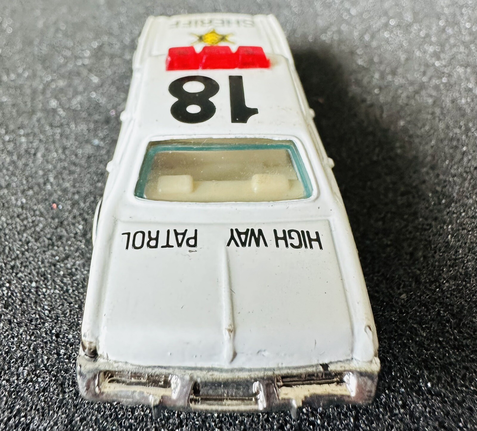 Picture 4 of 6