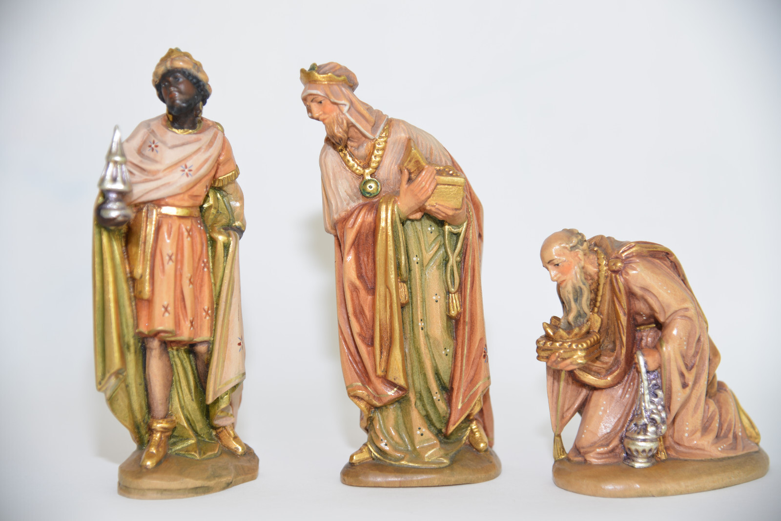 Krippenfiguren, Heilige Drei Könige, Holz handgeschnitzt, handbemahlt, 15/16 cm