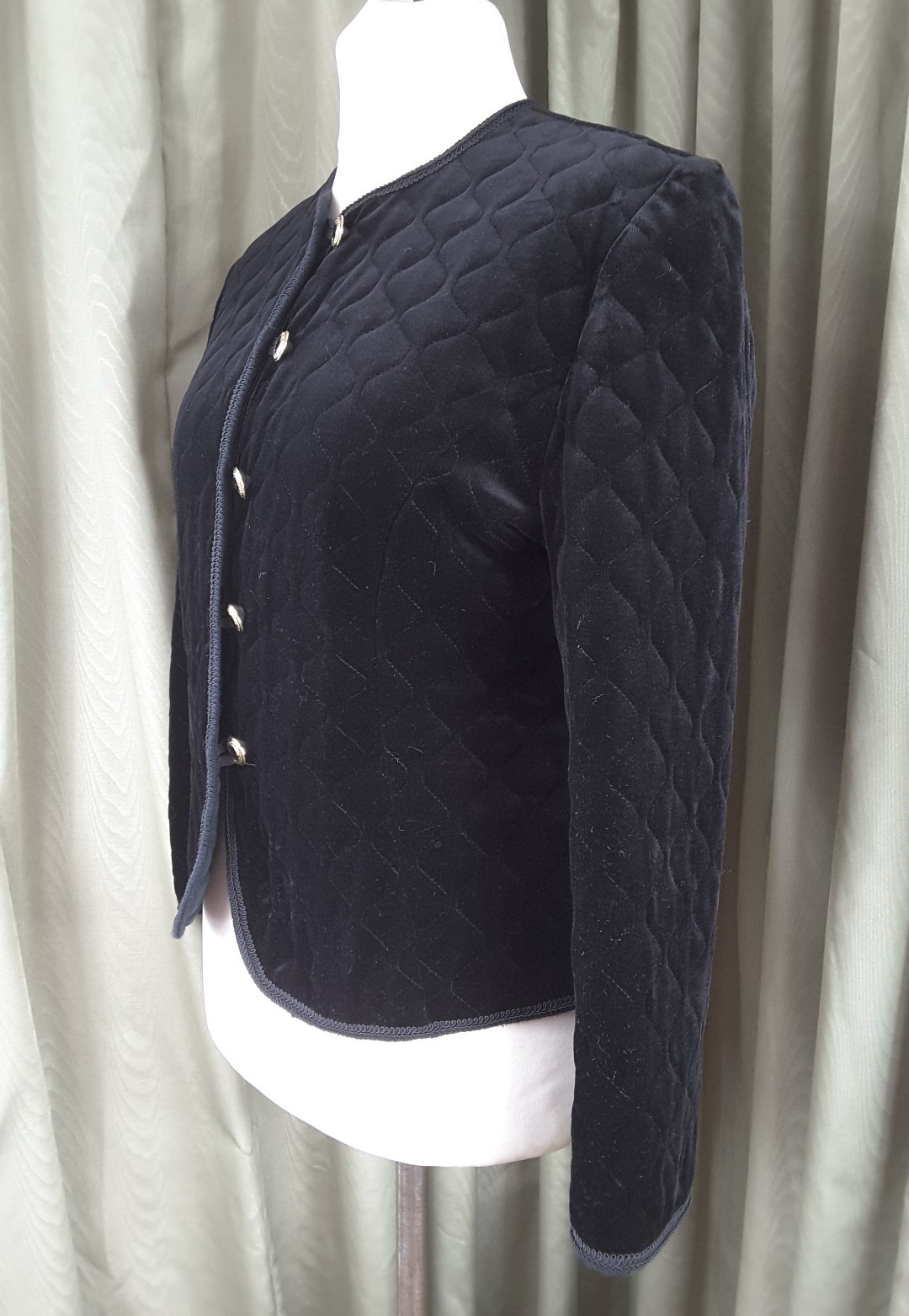 Marks & Spencer Black Velvet Quilted Evening Jacket U… Gem