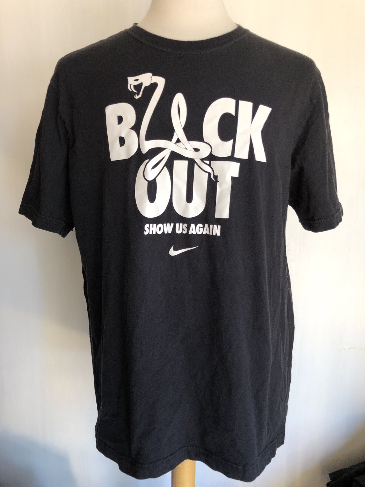 NIKE x KOBE BRYANT (2013) Limited Black Out LA Show Us Again Mamba T-Shirt  XL | eBay