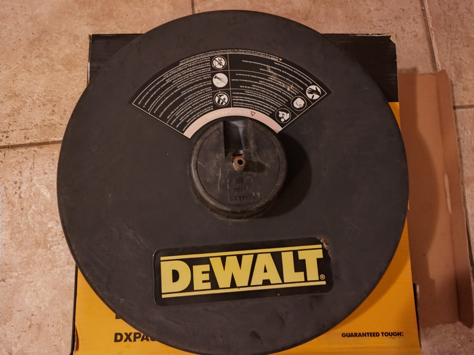 DEWALT DXPA37SC 18" Surface Cleaner for Pressure Washer Steel Deck 3700