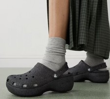 Crocs classic platform glitter clog in black NWOT