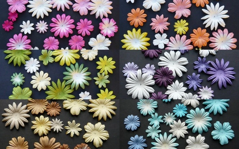 PACK 14 BEAUTIFUL MIXED BLOOMS FOR CARDS AND CRAFTS 6 COLOURS TO CHOOSE