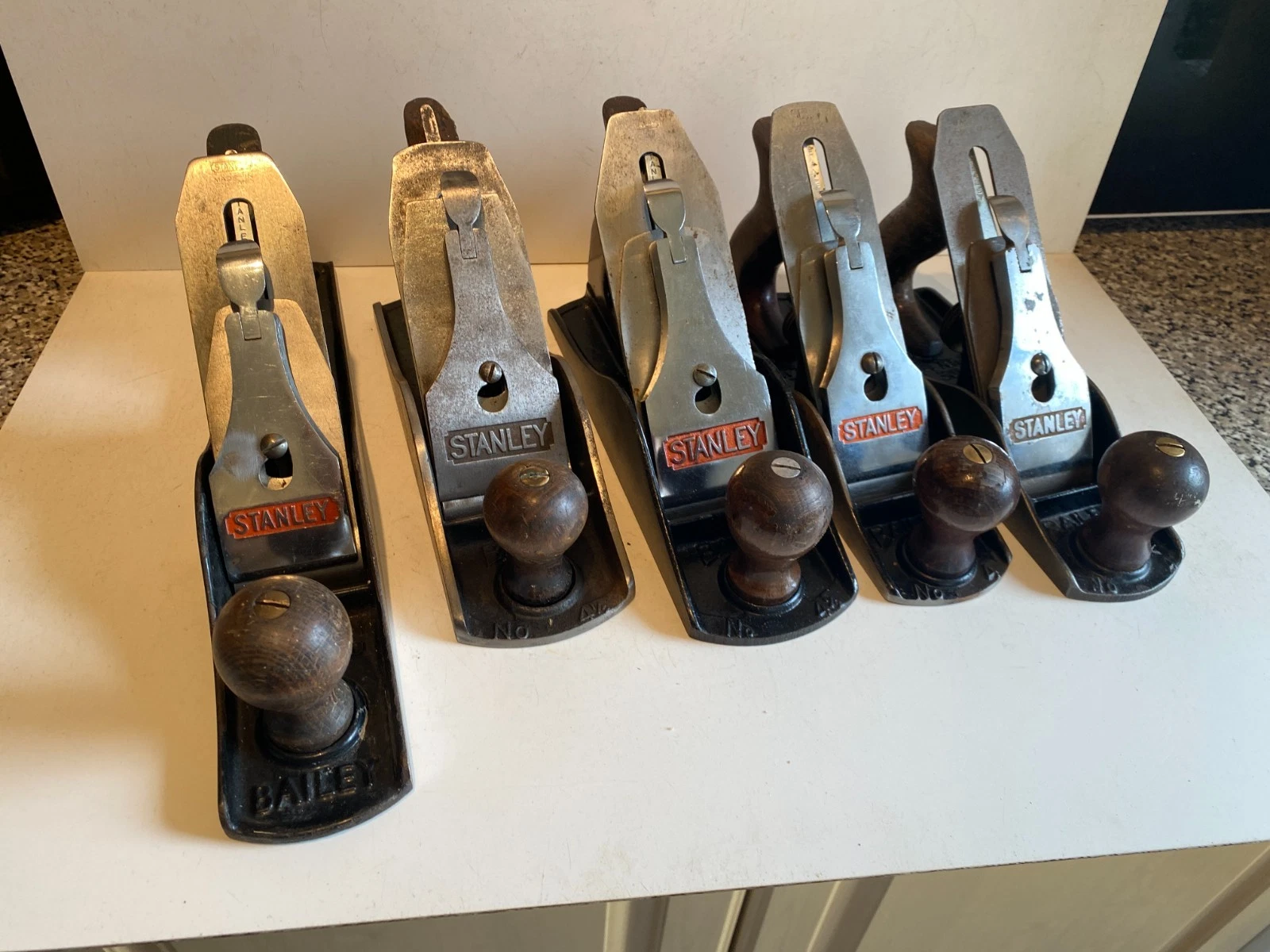 SUPER JOB LOT OF VINTAGE STANLEY PLANES