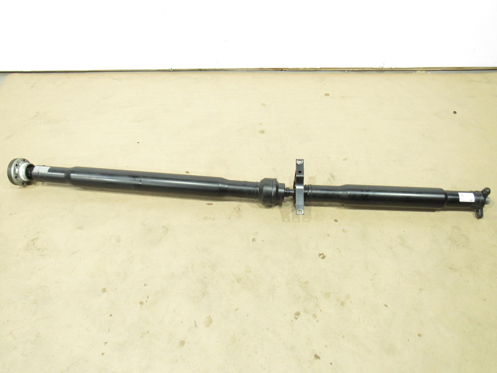 14-19 Maserati Quattroporte 2016 3.8L RWD Rear Driveshaft Propeller ;:M