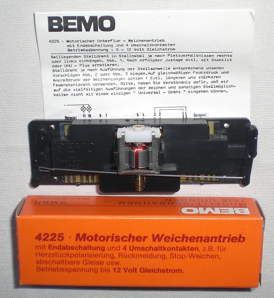 BEMO ArtNr. 4225; Motorischer Weichenantrieb, 12 Volt Gleichstrom, 2 Stück