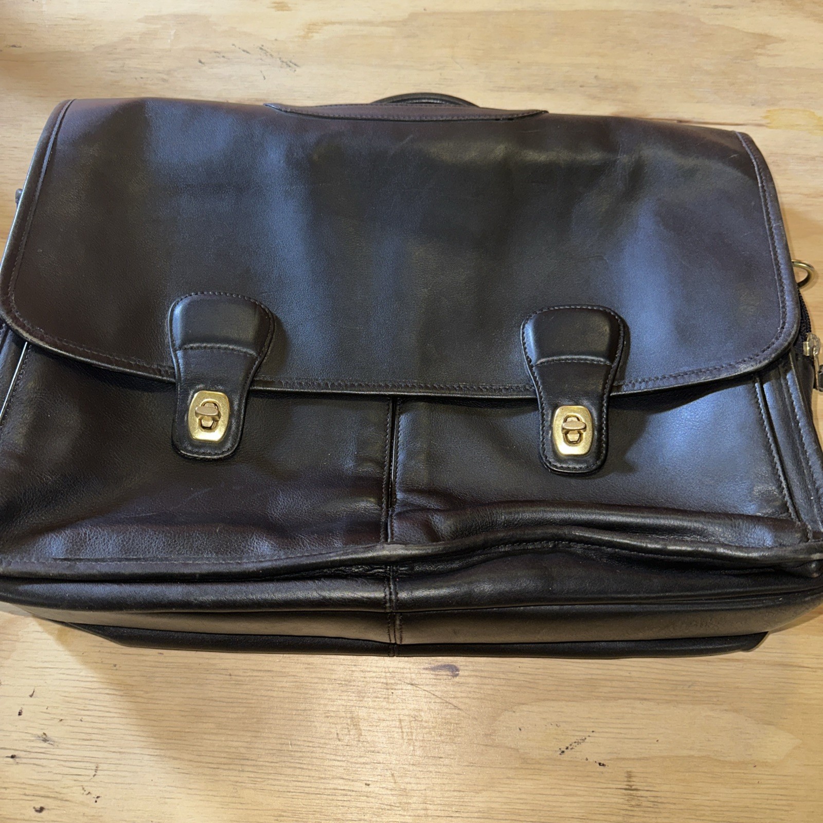 Vintage COACH Black Leather Model 0532 