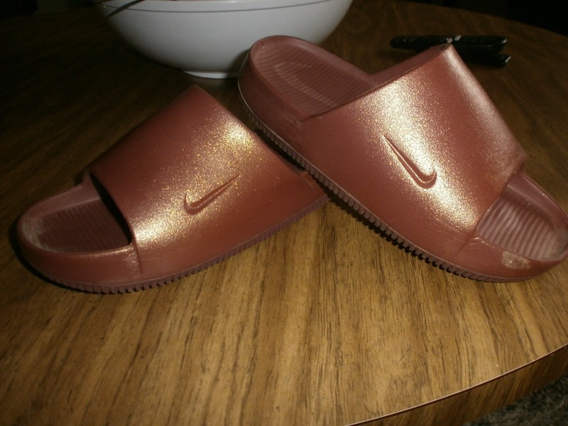 Nike Women’s Calm Slide Sz 6.5