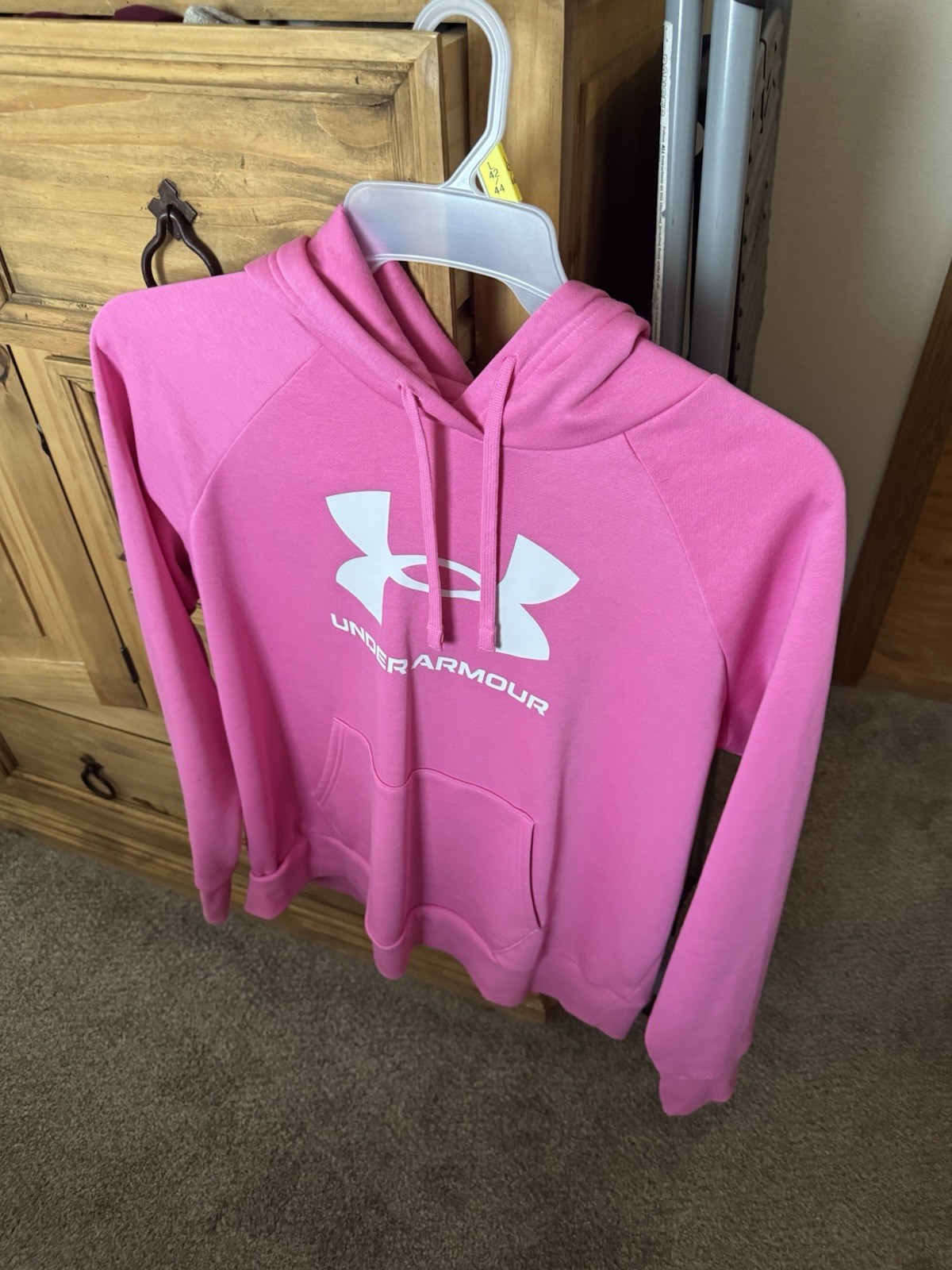 Used clothes - image 16